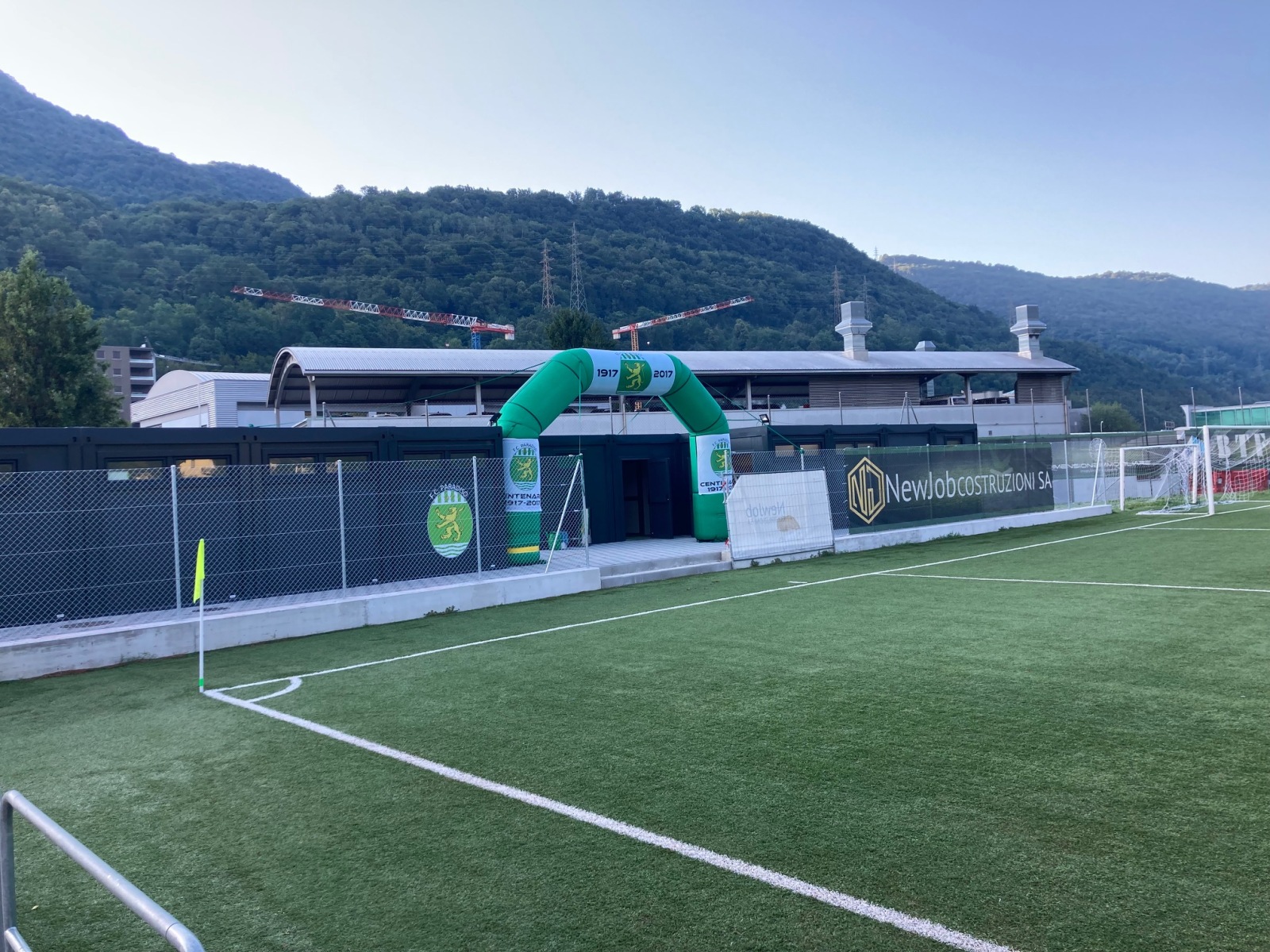 FC-Paradiso_spogliatoi-prefabbricati4