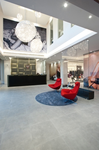 Guess-Europe_3