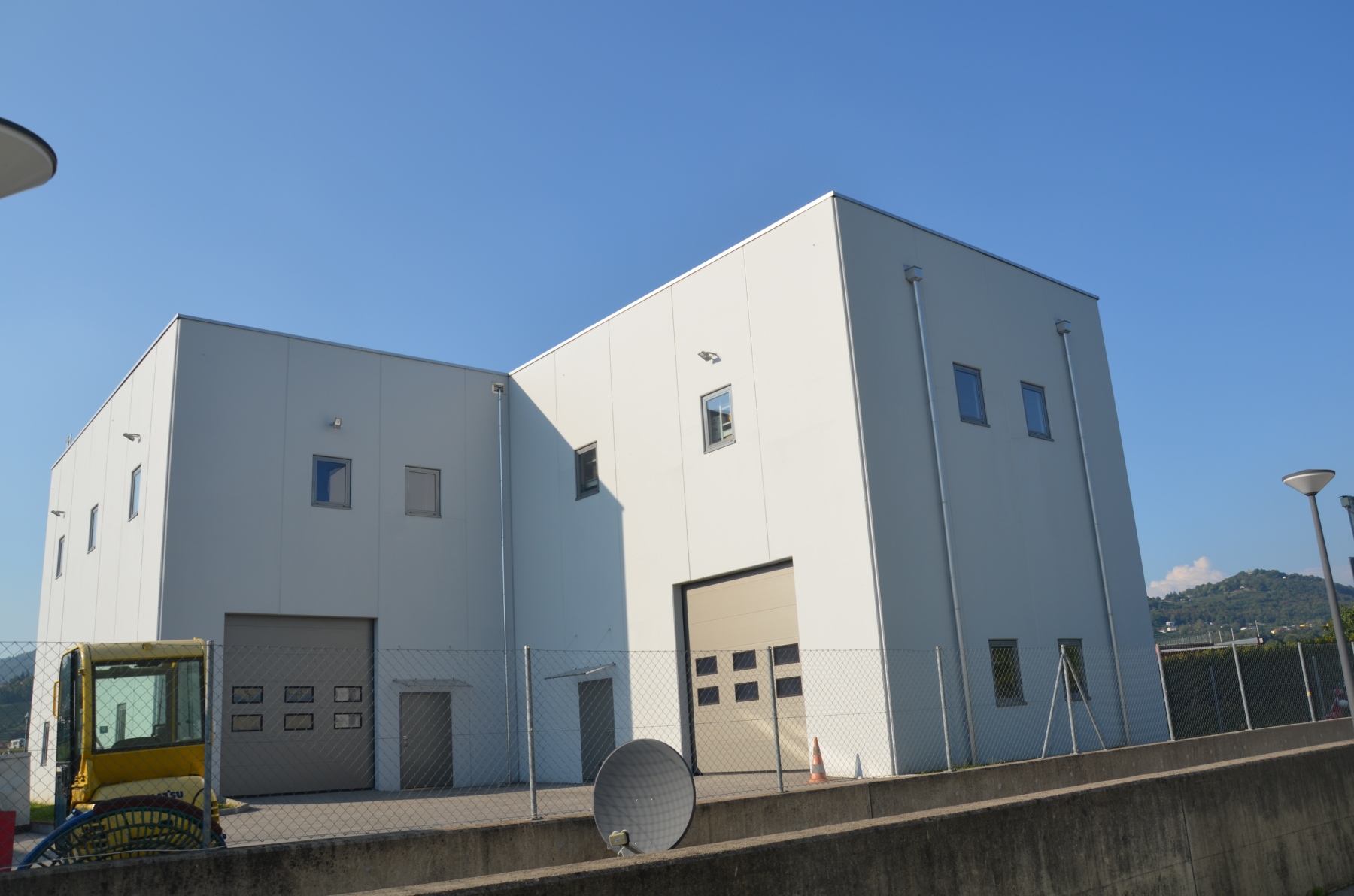 magazzini-comunali-prefabbricati-in-beton_Stabio1